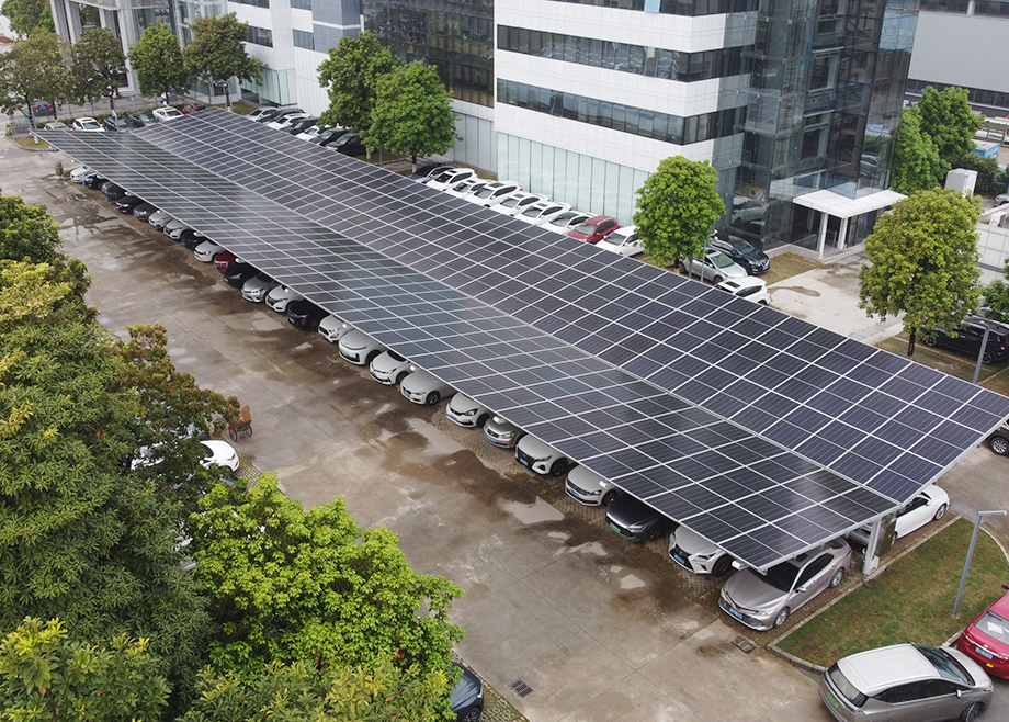 防水防曬還能充電！這個“光伏+車棚”絕了！